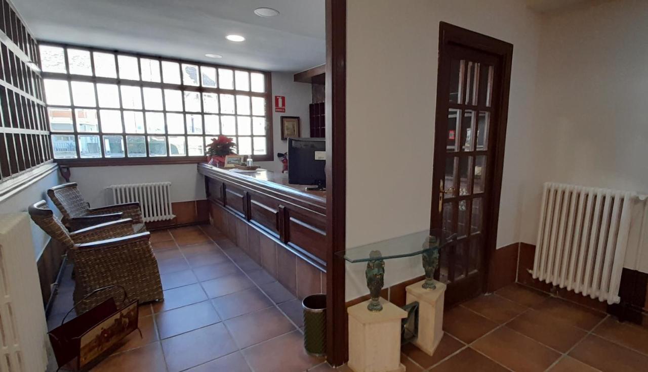 Hotel Del Trueno Ezcaray Kültér fotó
