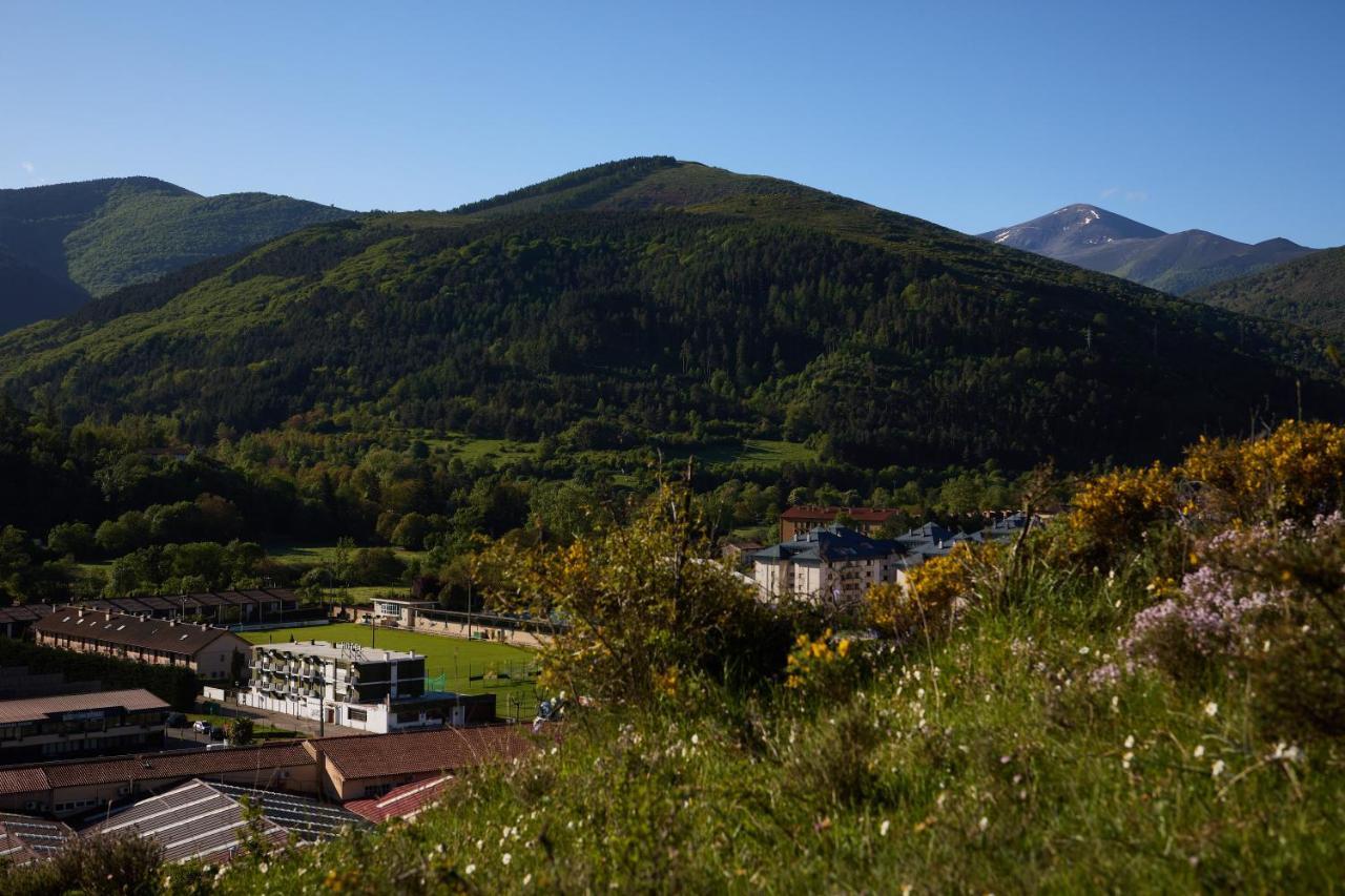 Hotel Del Trueno Ezcaray Kültér fotó