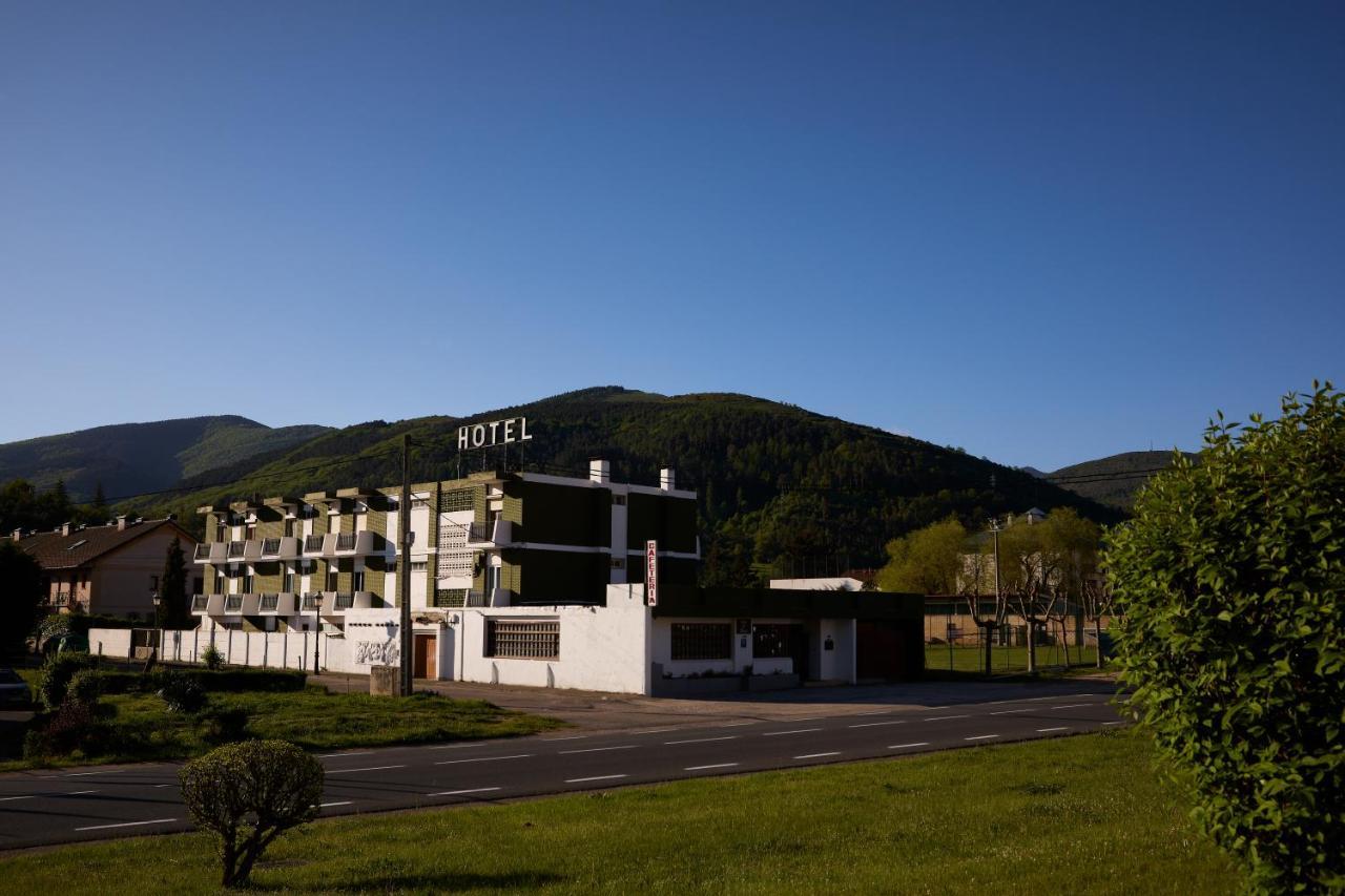 Hotel Del Trueno Ezcaray Kültér fotó
